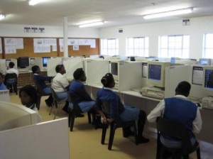 Studenti al computer, East London, Sudafrica. Credits Areta Sobieraj/OxfamItalia