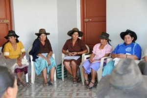 Donne partecipanti a un corso di formazione, Bolivia. Credits: Oxfam Italia