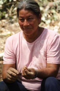 Ligia Criollo abita nella Riserva Cuyabeno nell'Amazzonia Ecuadoriana.Credits: Andrea Cianferoni/OxfamItalia