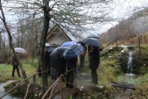 Già dodici famiglie hanno chiesto di poter usare il mulino per macinare il grano ed il tradizionale mais ad otto file dell'area di Glavaticevo