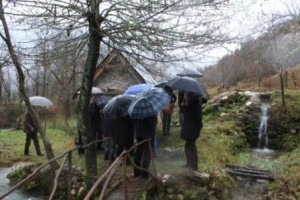 Già dodici famiglie hanno chiesto di poter usare il mulino per macinare il grano ed il tradizionale mais ad otto file dell'area di Glavaticevo. Credits: OxfamItalia Già dodici famiglie hanno chiesto di poter usare il mulino per macinare il grano ed il tradizionale mais ad otto file dell'area di Glavaticevo