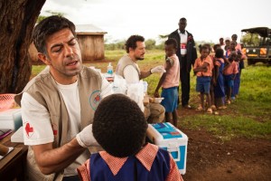 Nel film "La vita facile" Pierfrancesco Favino e Stefano Accorsi sono due medici.