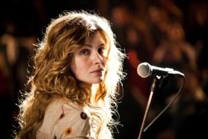 Vittoria Puccini sul set de "La vita facile" dove interpreta la moglie di Pierfrancesco Favino