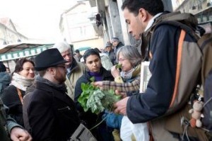 Un momento del percorso delle guide migranti a Torino.