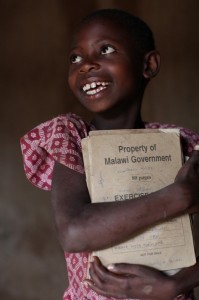 Agnes è la prima della classe. Su 70 alunni. Credits: Abbie Trayler-Smith/Oxfam Agnes è la prima della classe. Su 70 alunni. Credits: Abbie Trayler-Smith/Oxfam