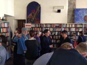 L'inaugurazione della libreria Oxfam Italia a Fivizzano