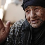 Anazwiya, 90 anni, si è rifugiata in Libano con la sua famiglia. Credits: Oxfam
