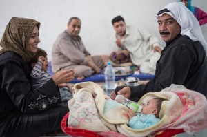 Libano. Una famiglia siriana ha trovato rifugio in un supermercato abbandonato. Credits: Sam Tarling/Oxfam