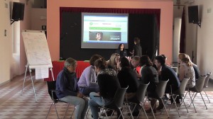 Durante il corso di formazione europeo per insegnanti ed educatori Durante il corso di formazione europeo per insegnanti ed educatori