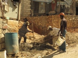 Haiti. Insieme alla ricostruzione, è importante affrontare il problema dei servizi Haiti. Insieme alla ricostruzione, è importante affrontare il problema dei servizi