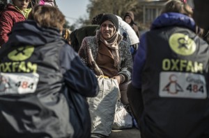 Distribuzione di aiuti a Presevo_Credits: Pablo Tosco /Oxfam