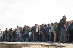 Violazioni diritti dei migranti negli hotspots