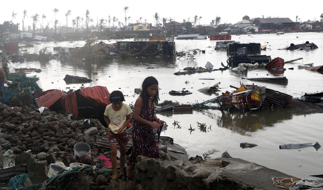 Molte delle persone colpite dal tifone Hayan non hanno risparmi e hanno perso tutti i loro beni