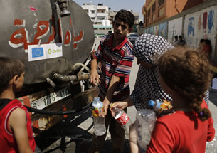 Portiamo acqua pulita e servizi igienici a Gaza