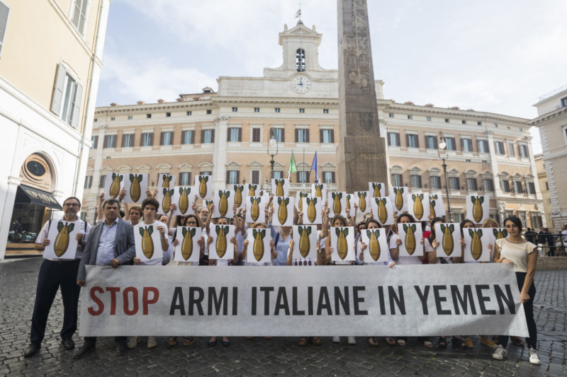 ”Stop armi italiane in Yemen”, flashmob a Montecitorio