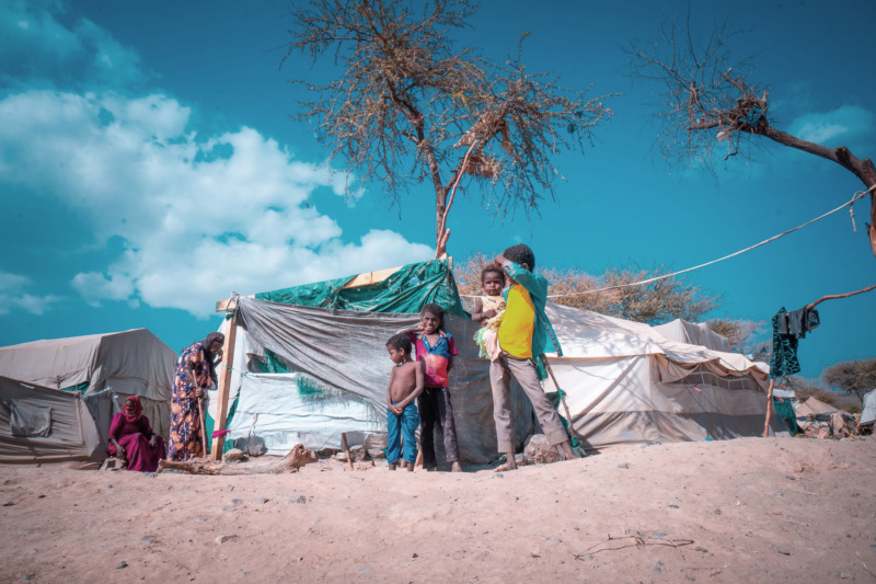 campo profughi con bambini in yemen