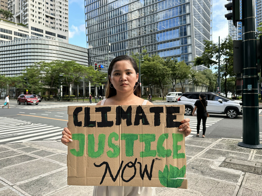 Marinel aveva 16 anni quando il tifone Haiyan ha distrutto il suo villaggio, uccidendo più di 5.000 persone.