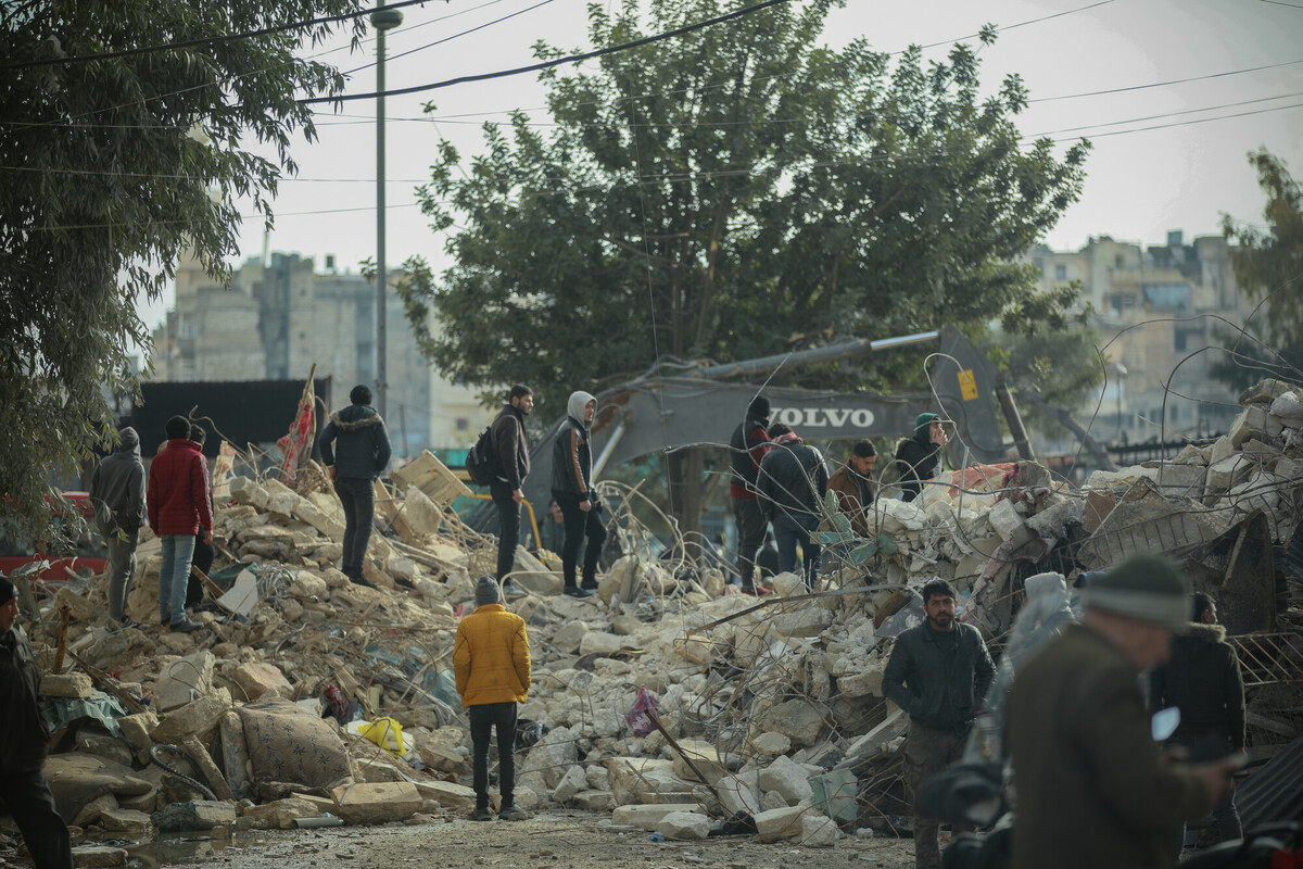 Edifici distrutti dal terremoto di magnitudo 7,8 che ha colpito la Siria il 6 febbraio ad Al-Helwanieh, ad Aleppo. Foto: Islam Mardini