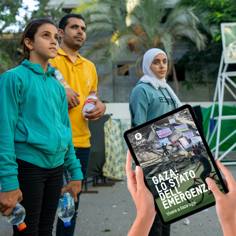 Immagine ambientata con mockup tablet con Ebook Gaza