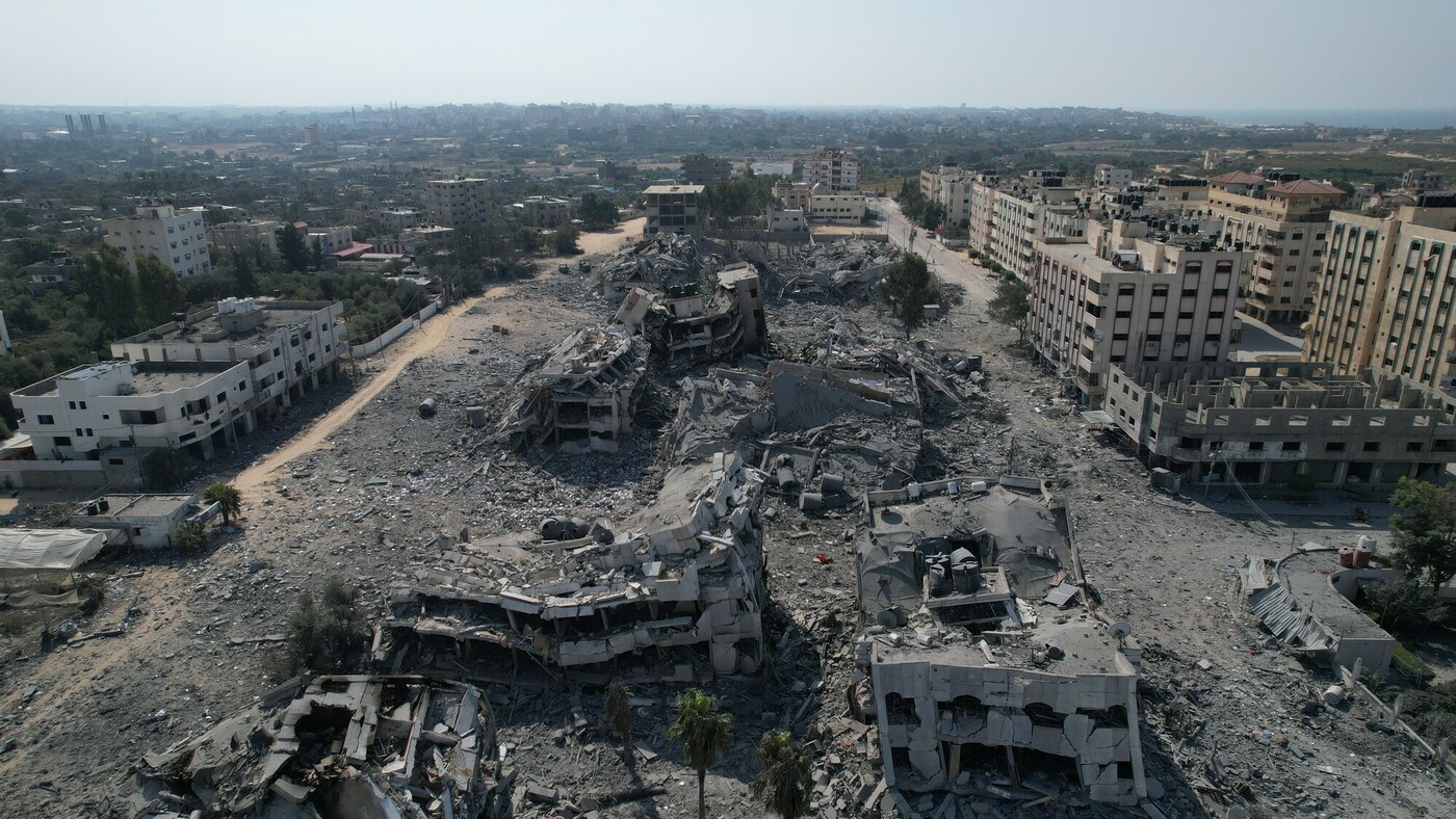 Gli attacchi aerei israeliani hanno distrutto la città di Al Zahra.
